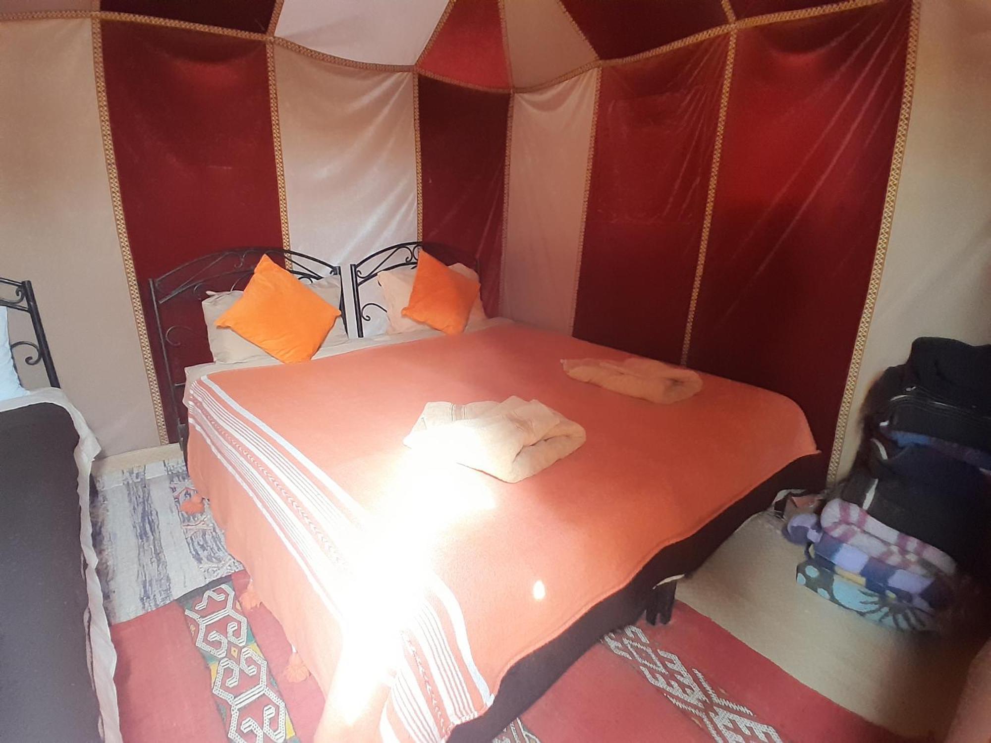 Camel Trekking Desert Camp 메르주가 외부 사진