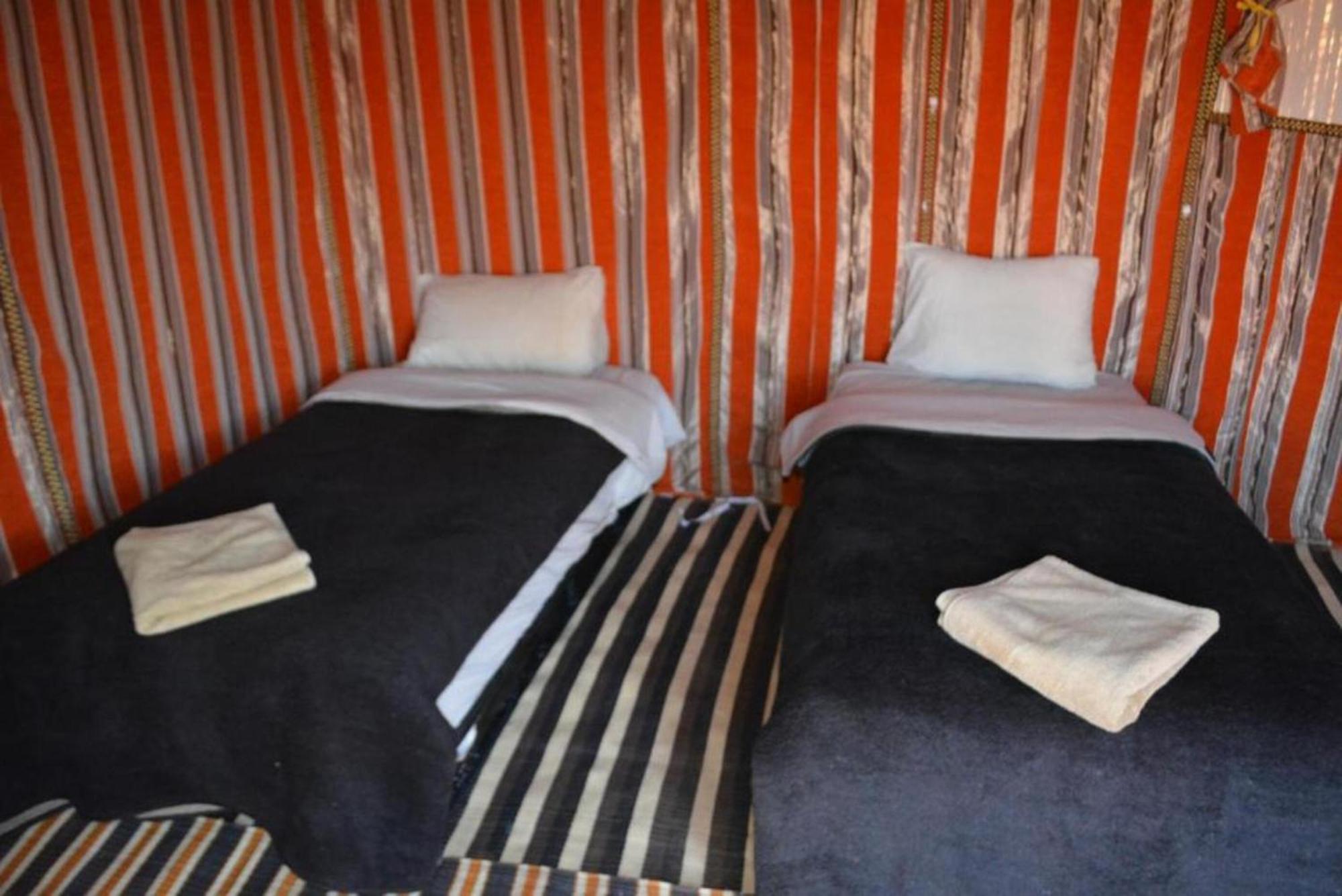 Camel Trekking Desert Camp 메르주가 외부 사진