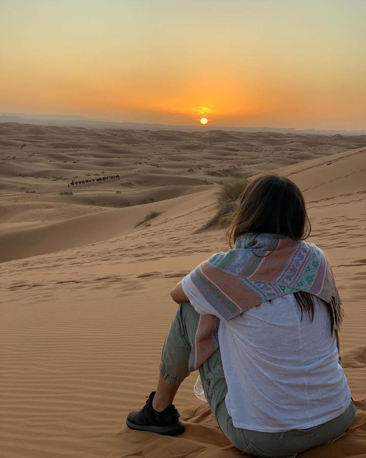 Camel Trekking Desert Camp 메르주가 외부 사진